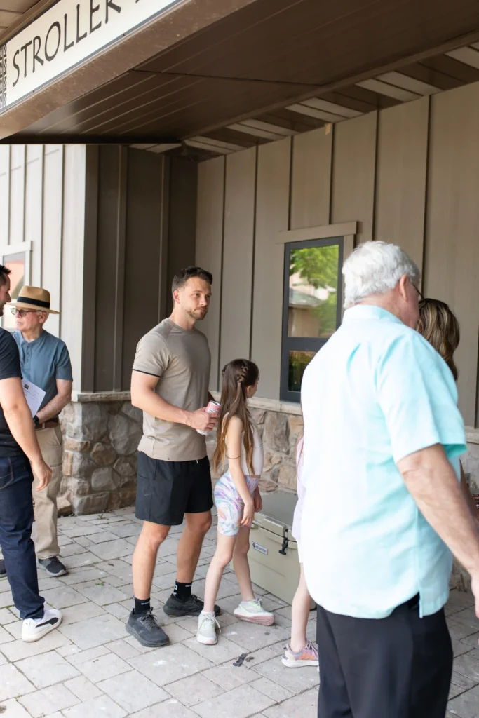 513-media-lake-tobias-bts-001